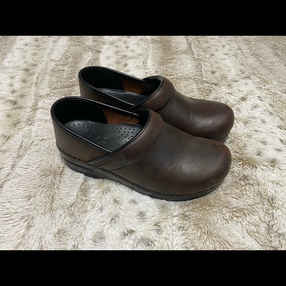 Brown Dansko Clogs Size 35